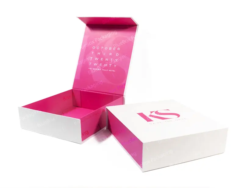 custom-gift-boxes-with-logo